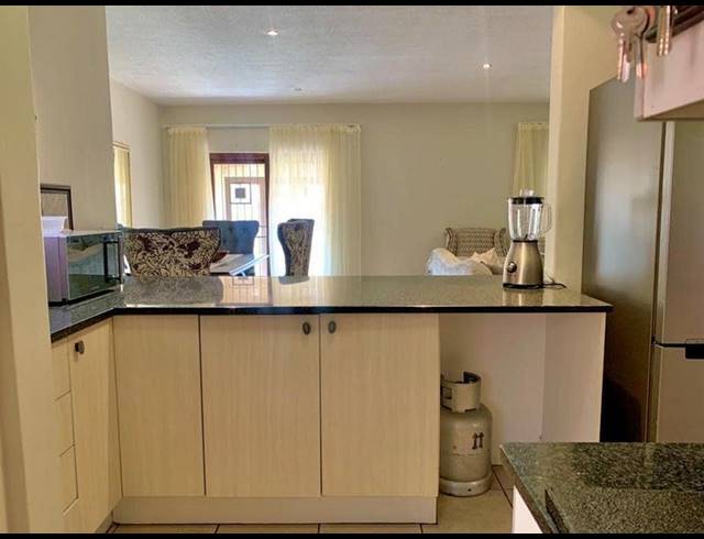 4 BEDROOM TOWNHOUSE FOR SALE IN EQUESTRIA